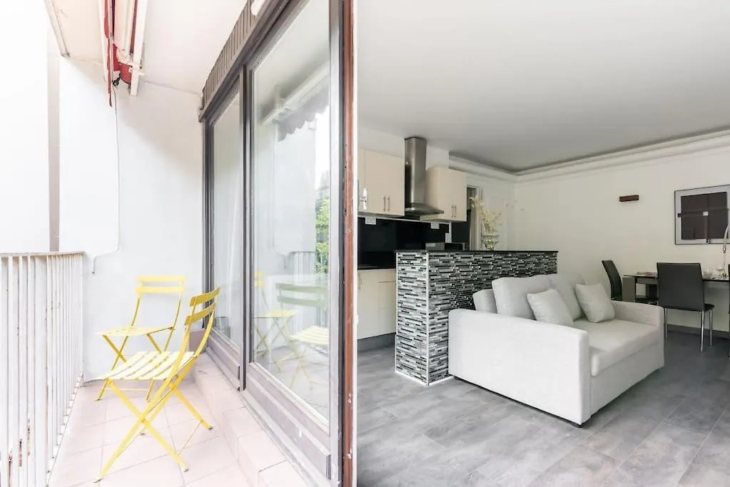 Appartement Ensoleille Buttes Chaumont - III location